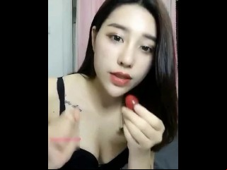 Beautiful Asian Girl Yon Dear Boy Friend